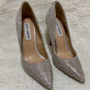 Steve Madden Daisie Pumps